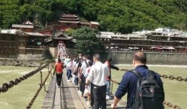 游客爆料甘孜旅游视频,游客爆料，这片神秘土地的绝美风光与独特风情